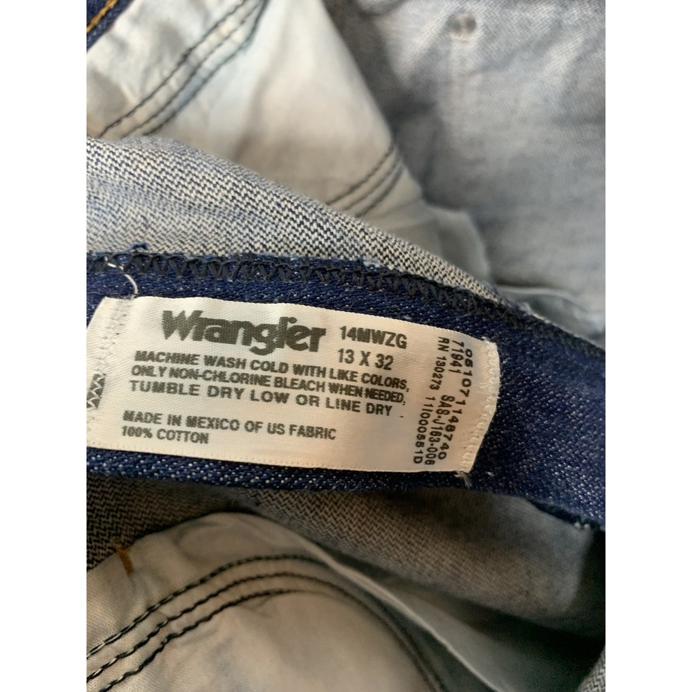 Wrangler High Rise Cowboy Cut Jeans - Dark Blue - Picture 5 of 12
